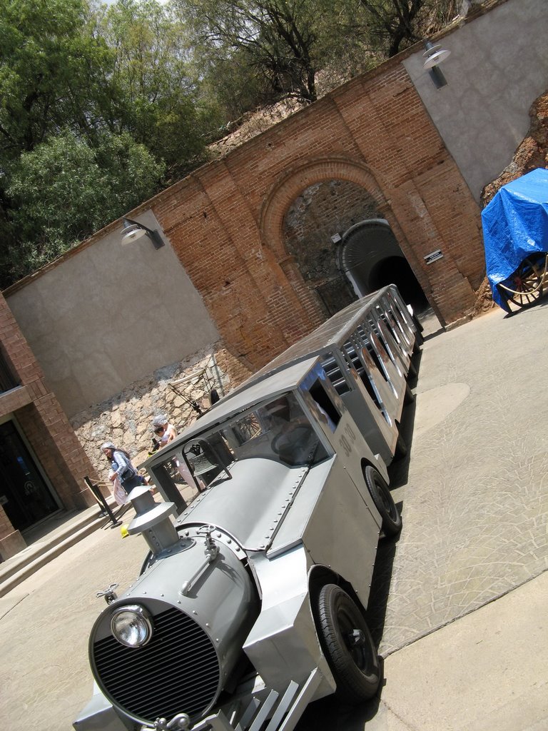The tourist train at the entrance to El Edén mine