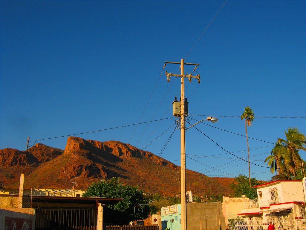 Cerro de Guaymas desde Guaymas