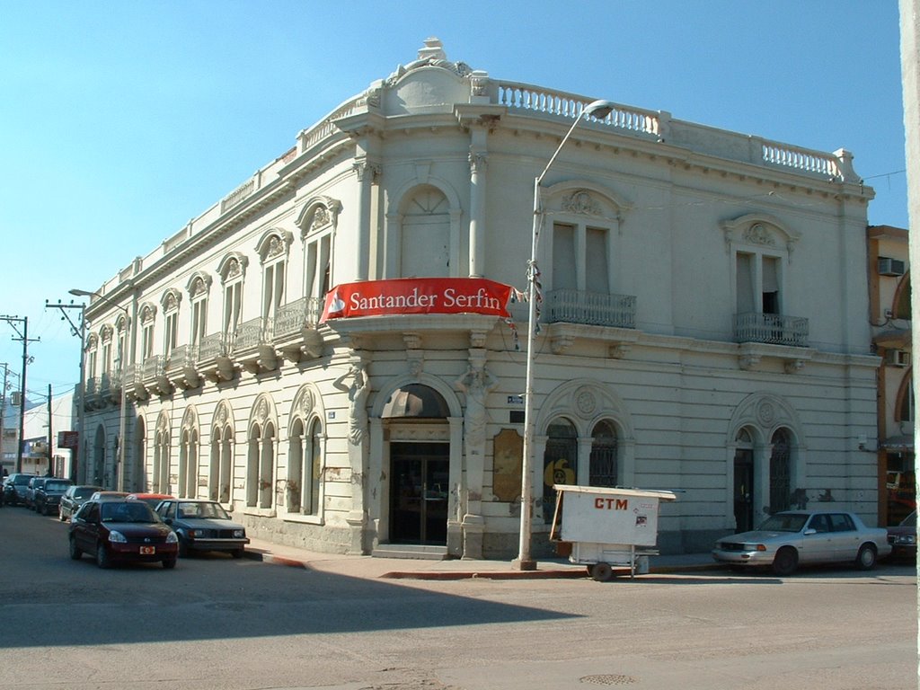 Antiguo Edificio ahora Banco