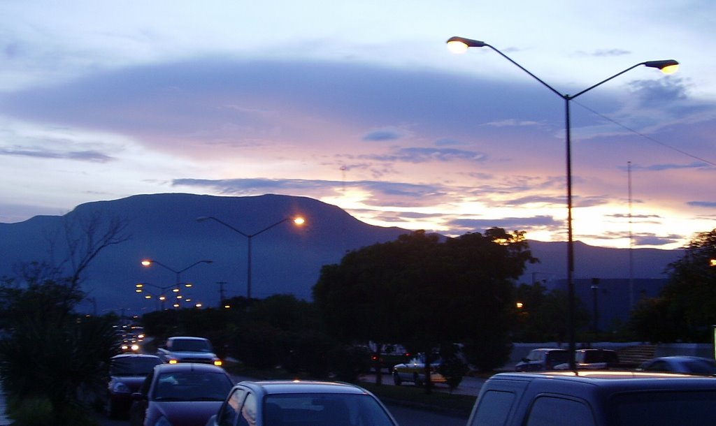 Atardecer de la Cd. desde el Rio San Marcos