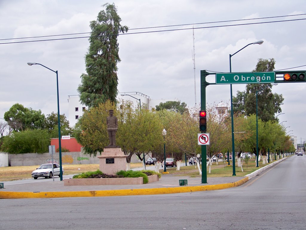 Monumento Alvaro Obregon - obregon y paseo colon