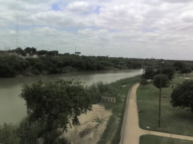 Rio Bravo, Vista desde el puente internacional