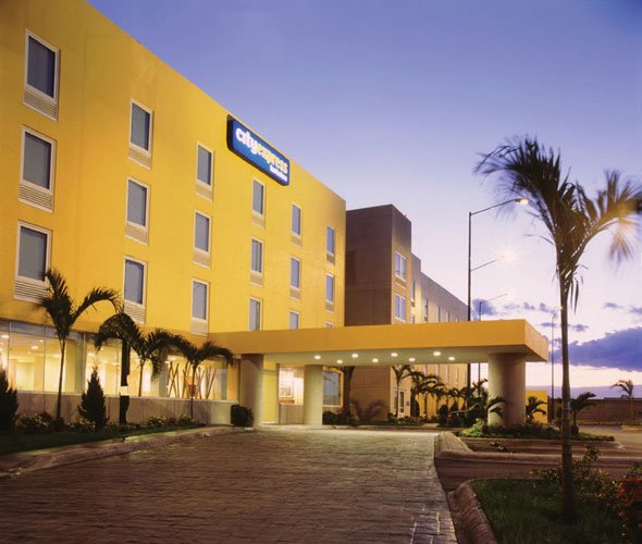 HOTEL CITY EXPRESS NUEVO LAREDO, TAMAULIPAS