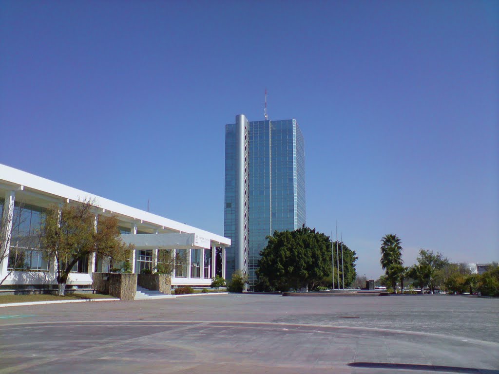 Torre Gubernamental (Palacio de Cristal)