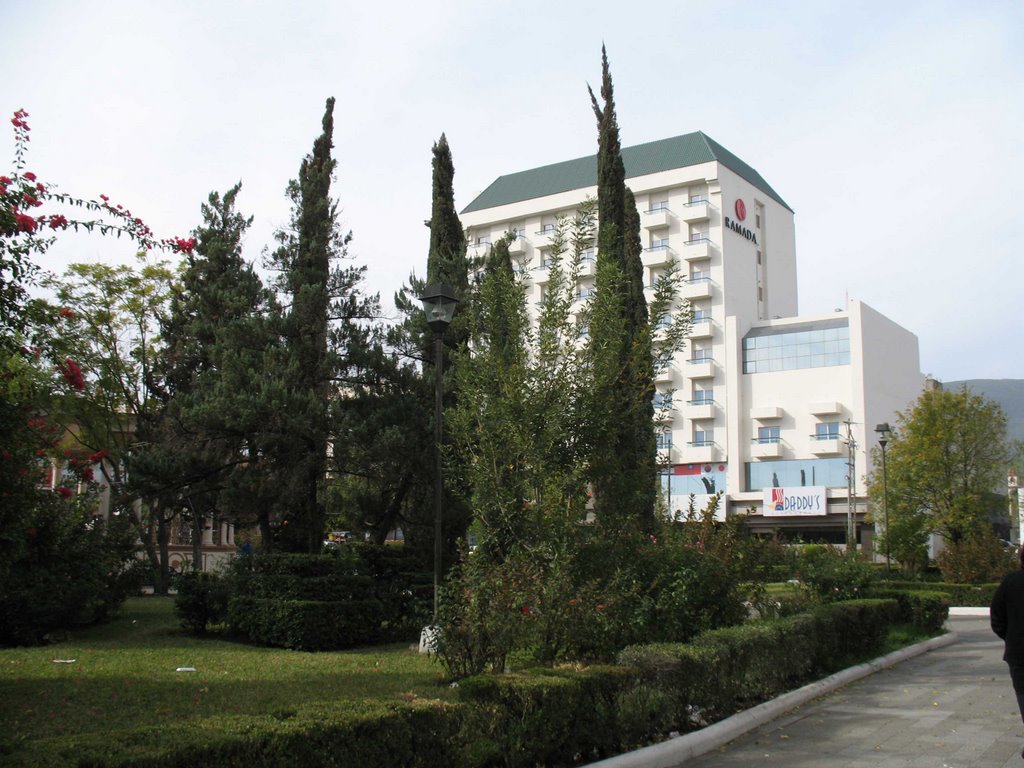 Hotel Ramada/Daddys/Howard Jonhson/Everest ¡decídanse! Plaza Hidalgo Cd. Victoria
