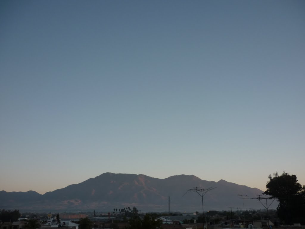 Cerro del Águila desde La Reyna