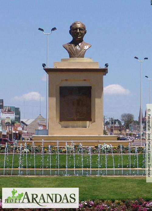 Glorieta entrada a Arandas