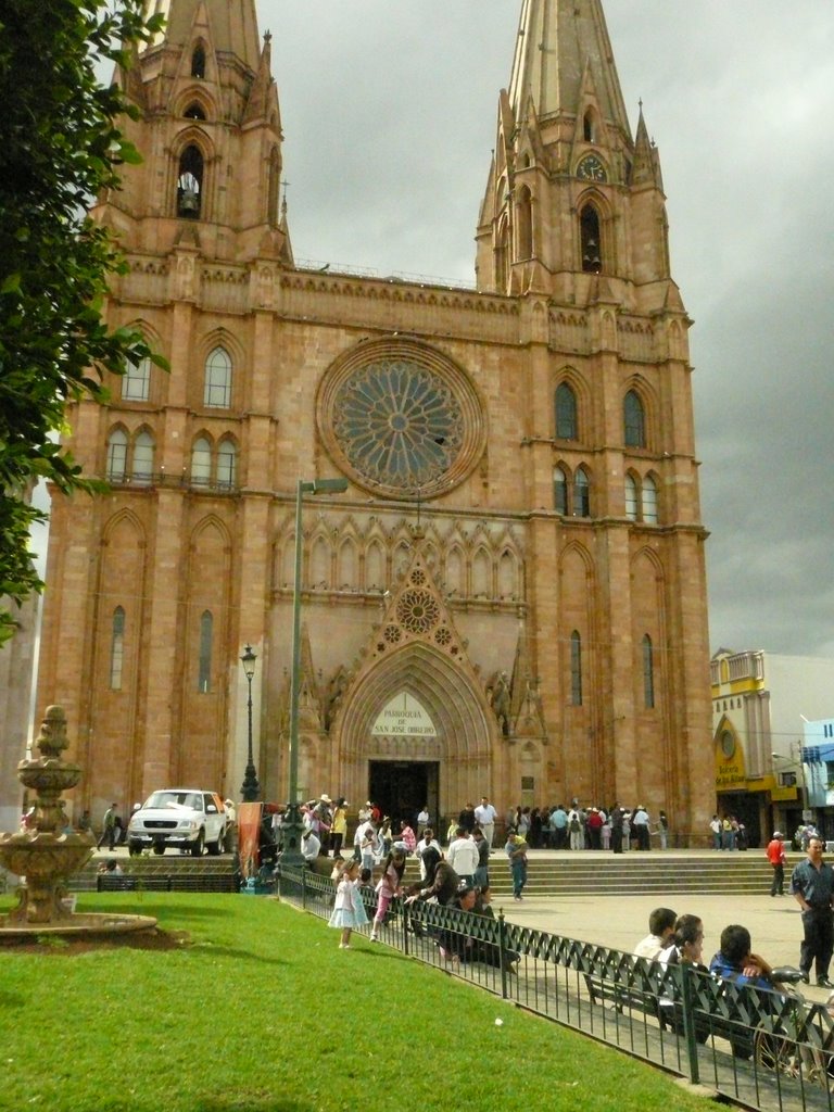 La Plaza de Arandas-- un domingo
