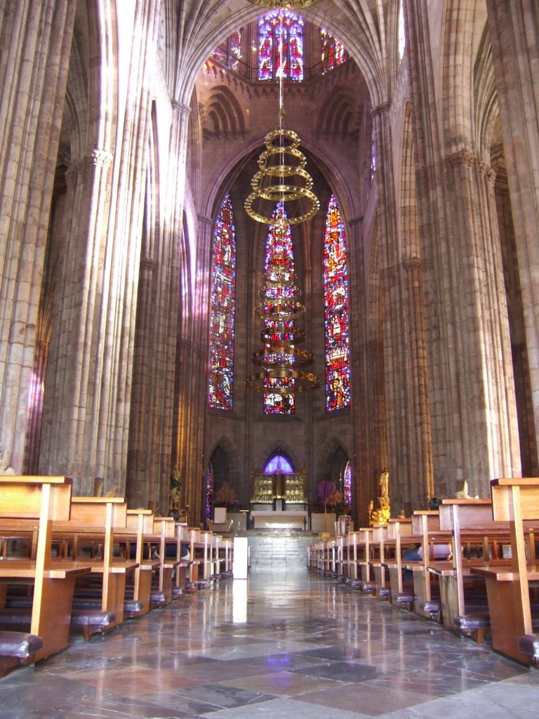 Interior del Templo Expiatorio, Guadalajara, Jal.