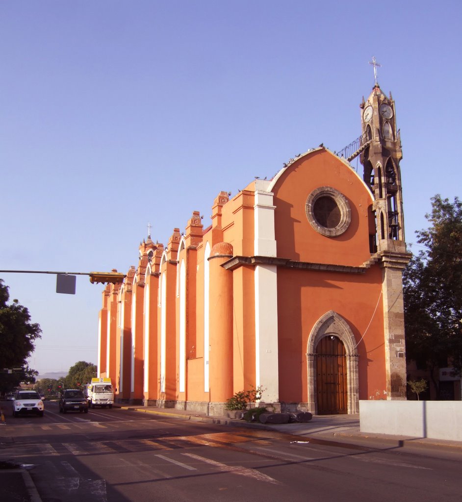 Templo De Nuestra Señora Del Refugio, en Guadalajara, Jal.