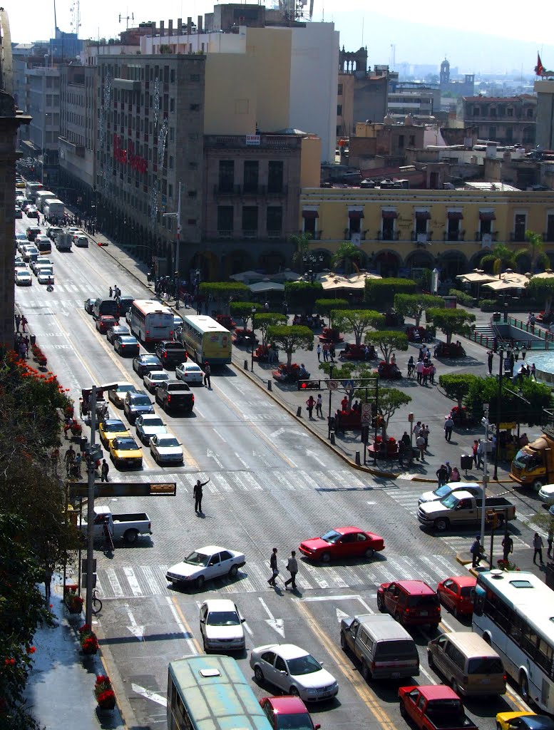 Vista de Av. Fray Antonio Alcalde Centro Guadalajara
