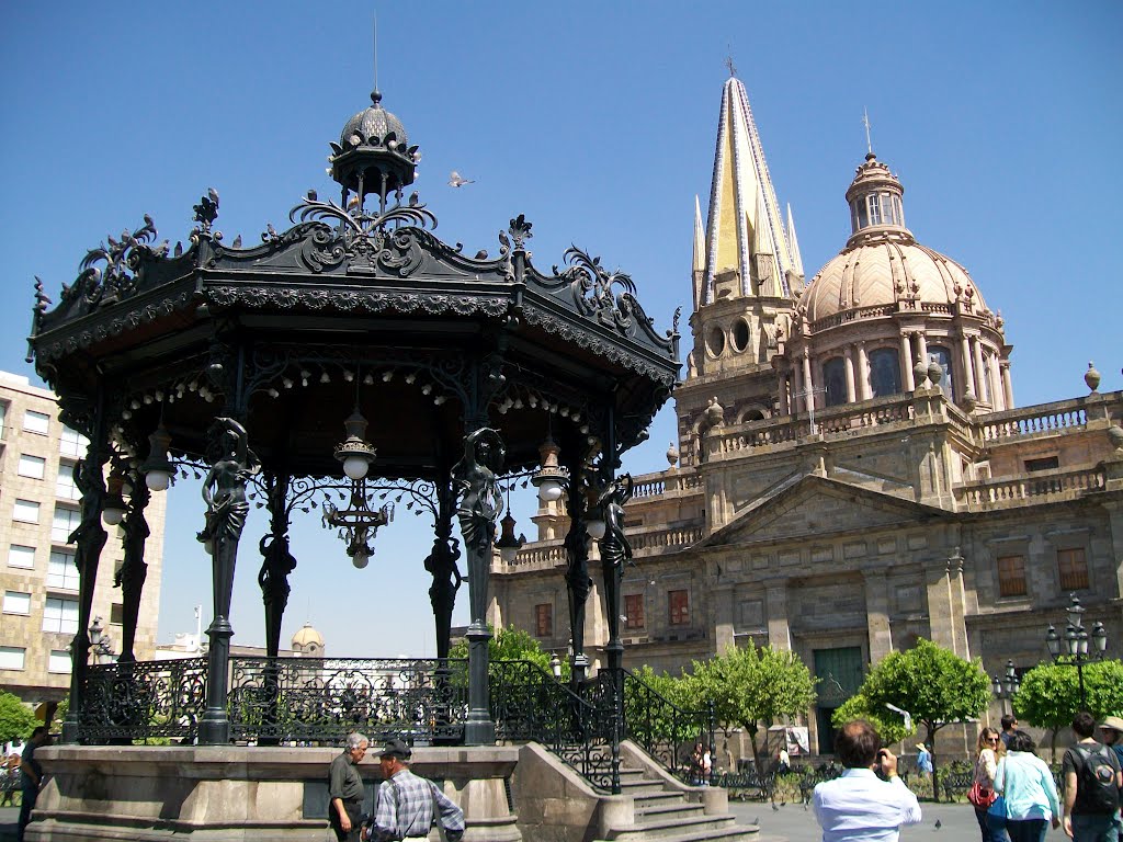 Kiosco, Torre y Cúpula