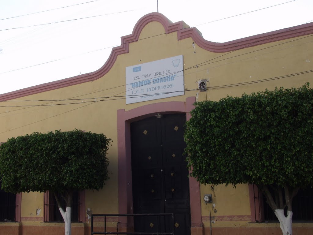 entrada de la escuela