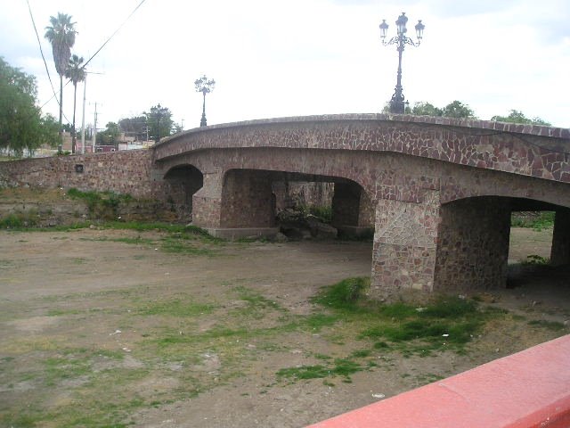 Puente en Lagos