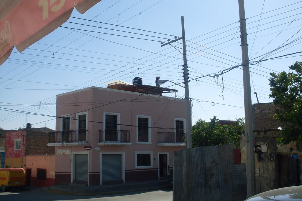 casa aldama esquina lopez cotilla