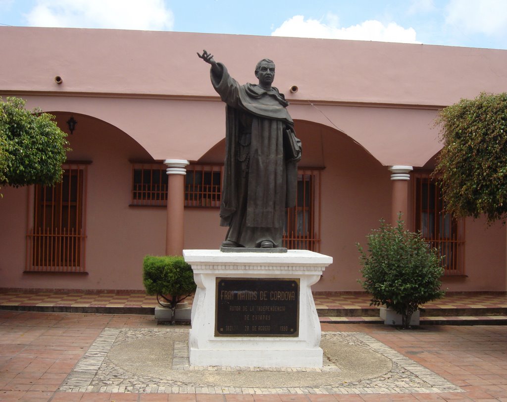 Estatua de "Fray Matías de Cordova"