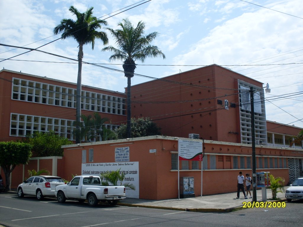 Preparatoria Tapachula (Prepa 1) 5a. Av. Norte esq. 1a. Oriente. Centro