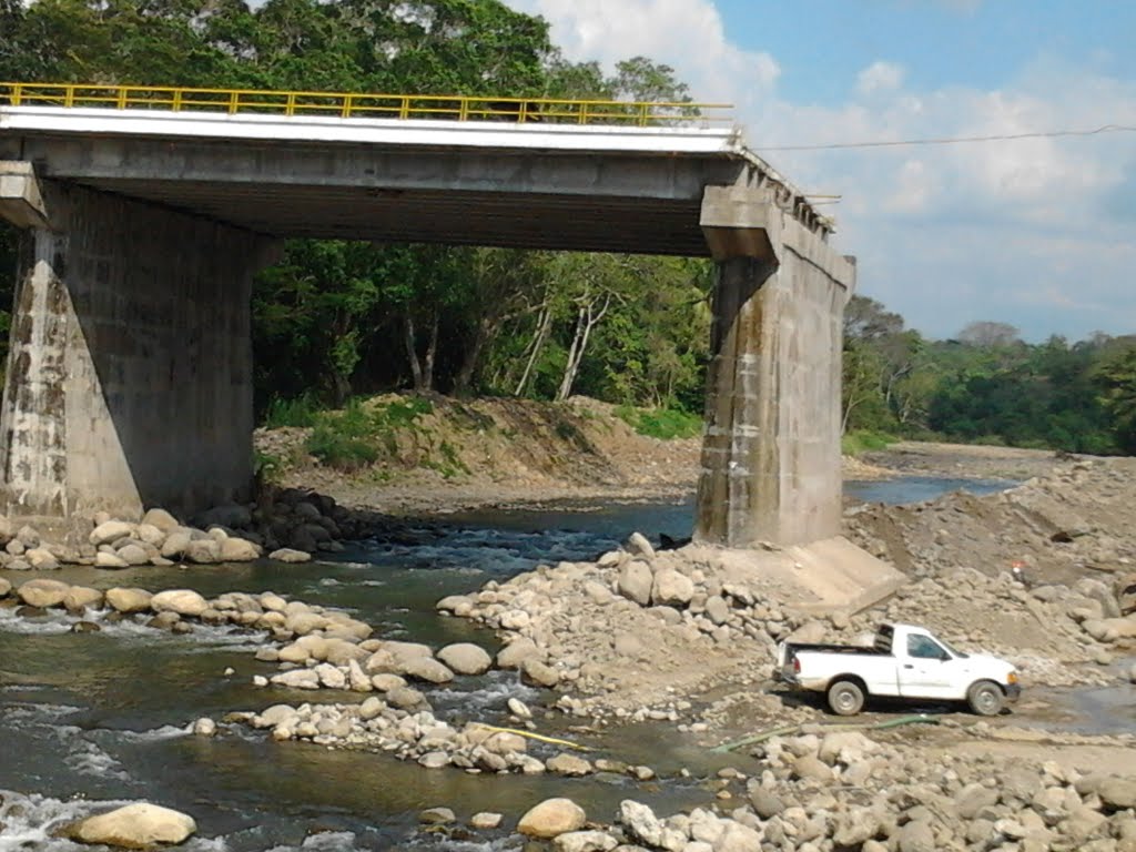 COLAPSA EL PUENTE CAHOACÁN