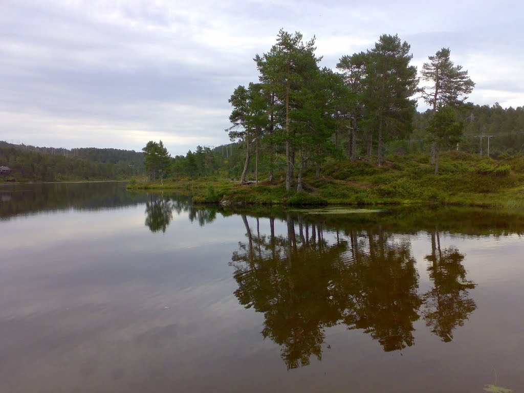Øverlandsvatnet, Molde