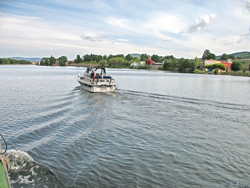 At rivercruise with MS Drammen