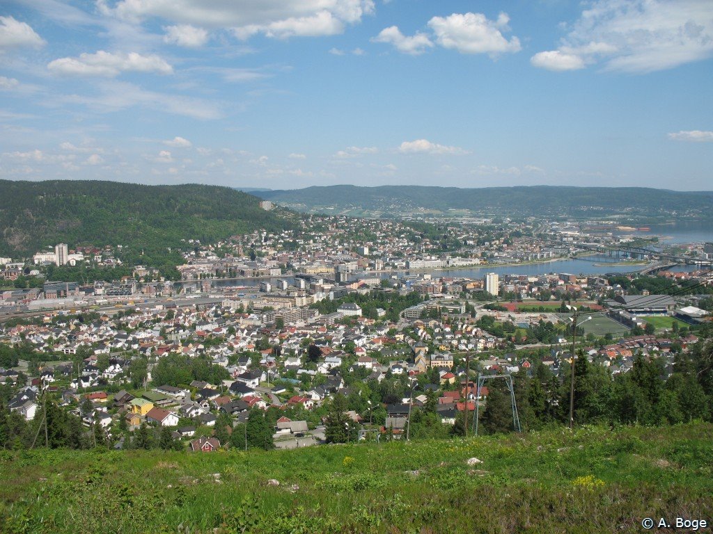 View from Haukåsløypa (ski slope).