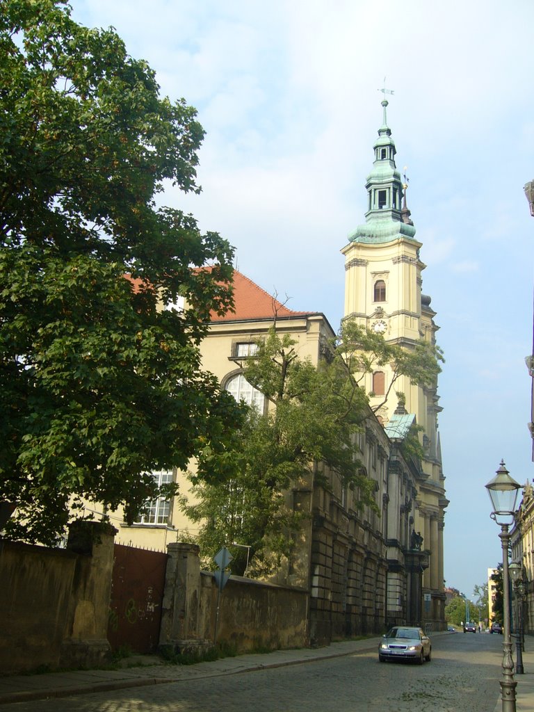 klasztor Franciszkanów oraz parafia pw Św. Jana Chrzciciela