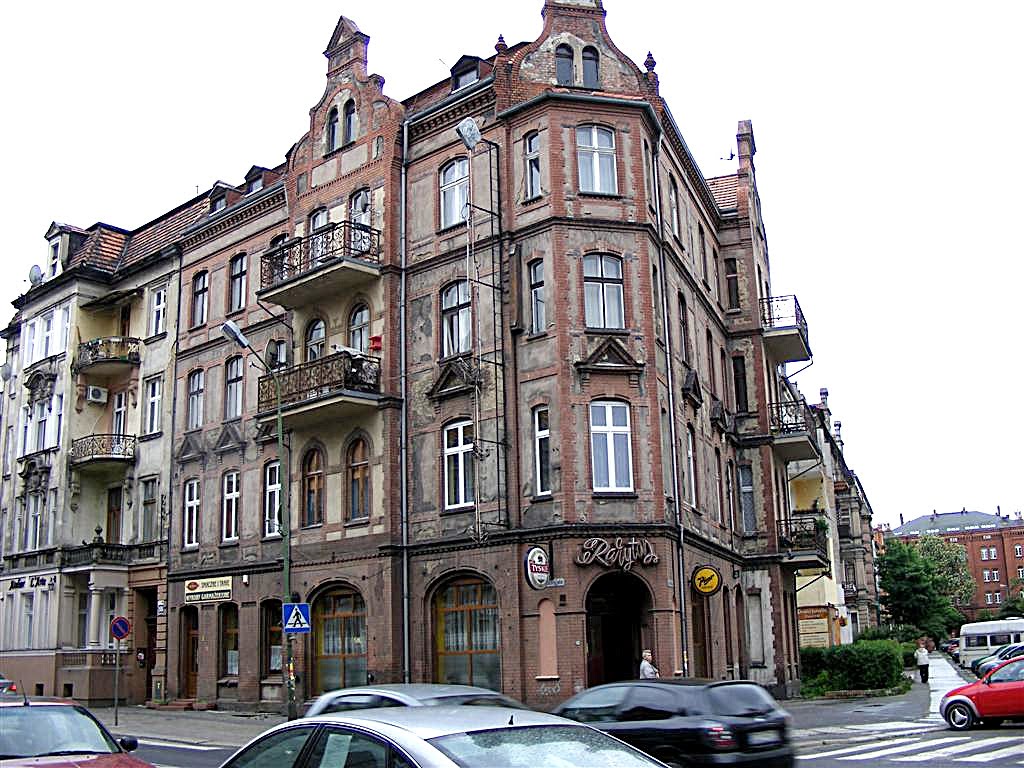 Legnica.ul. Złotoryjska