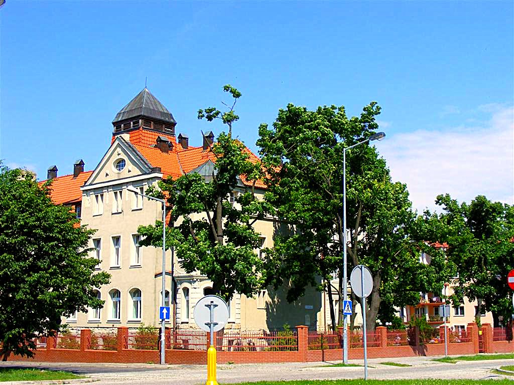 Legnica.ul.Grabskiego,róg Tadeusza Kościuszki.House of Adult social care