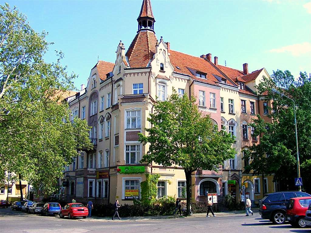 Legnica.Widok ul. Wojska Polskiego.View Street. Polish Army
