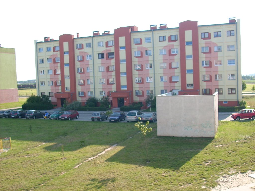 Oś. Sobieskiego, Iwaszkiewicza 49-53