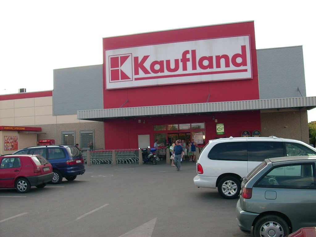 Oś. Sobieskiego, Kaufland