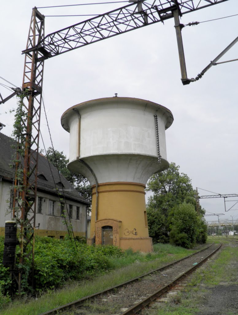 wieża ciśnień / water tower / Oleśnica