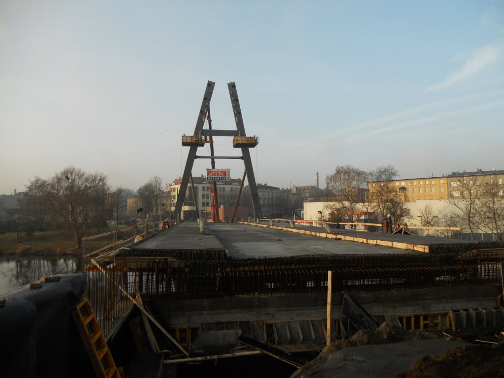 366 most tramwajowy nabiera kształtów