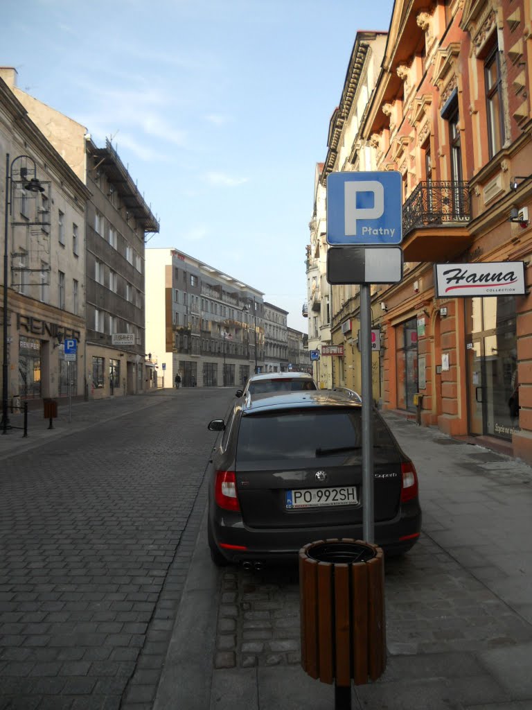 370 ul. Dworcowa po rewitalizacji, tylko ... samochodzik się zapodział ;-)