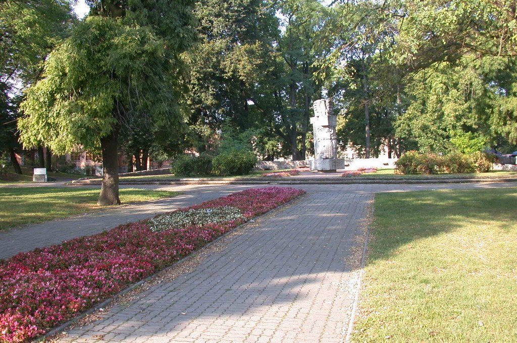 18 pomnik