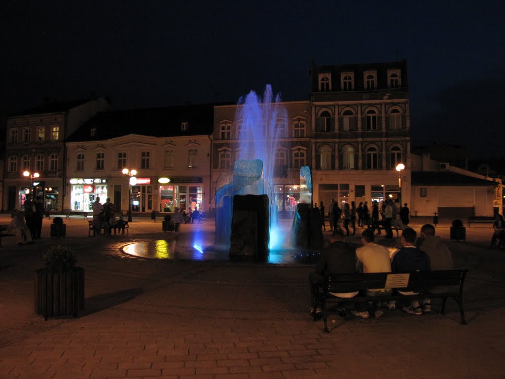 Inowrocław - Rynek , fontanna światła i muzyki