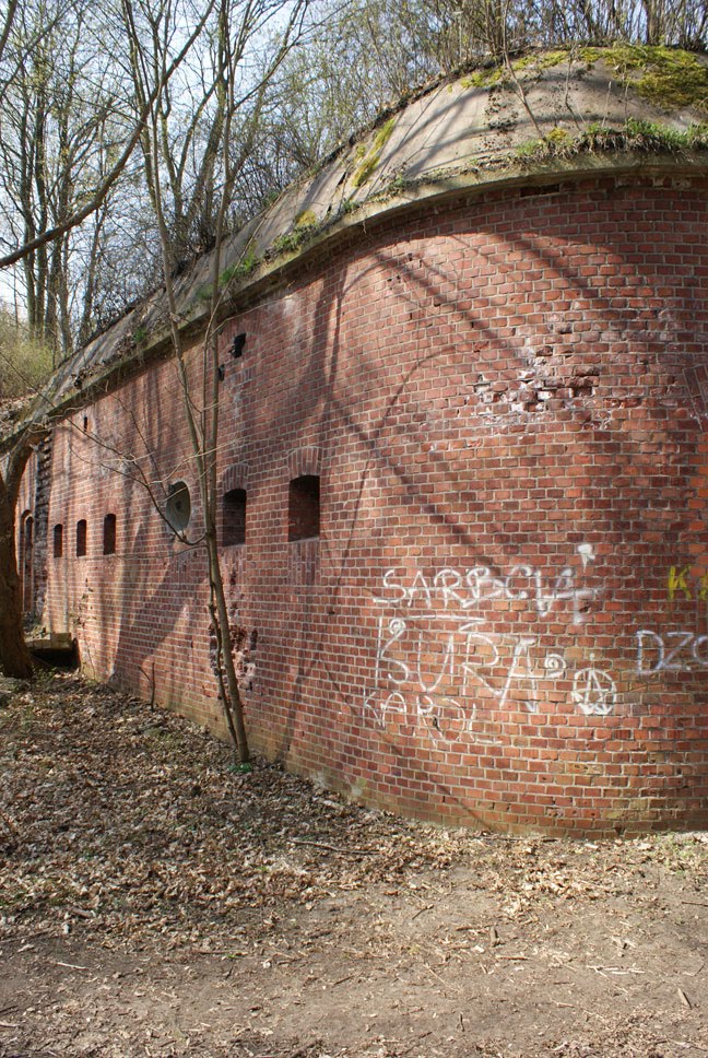 TWIERDZA TORUŃ - FORT VII TADEUSZ KOŚCIUSZKO - PRAWA KAPONIERA  BARKOWA