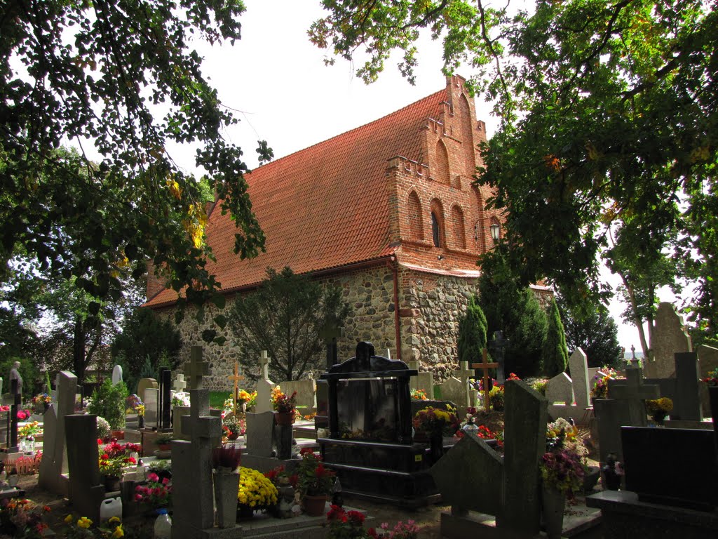 Bierzgłowo - Kościół p.w. Wniebowzięcia NMP.Kościół wybudowany został około 1300 roku.