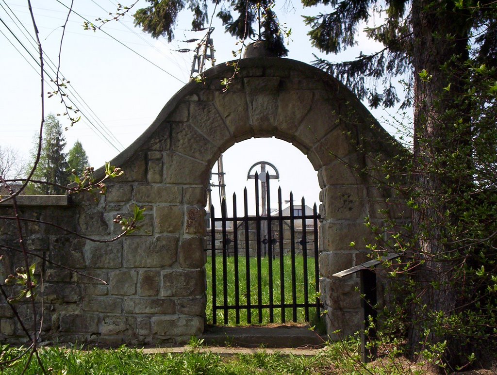 Military Cemetery no:93- Stróżówka (37 Austrians & Germans)