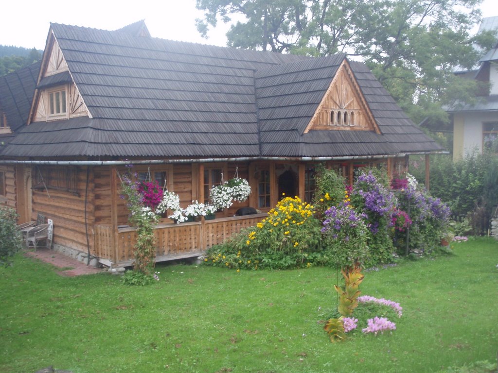 Zakopane - stara góralska chata przy ul. Kościeliskiej