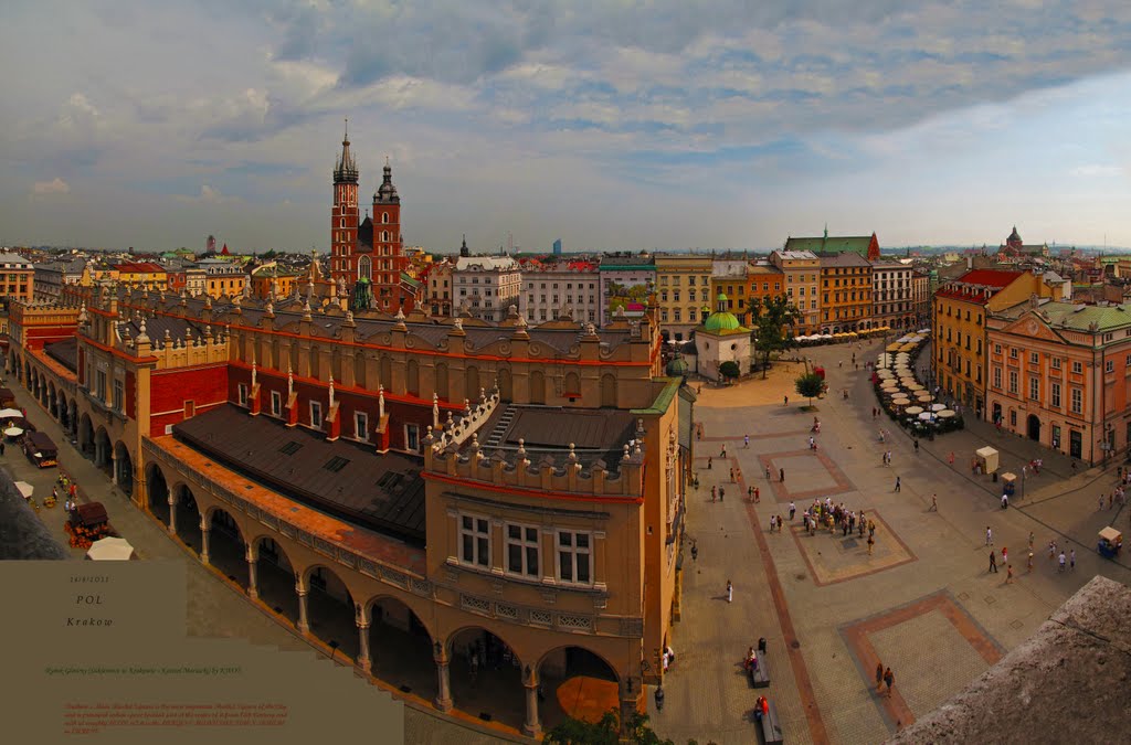 POL Krakow Rynek Glowny (Sukiennice w Krakowie - Kosciol Mariacki) from Wieza Ratuszowa Panorama by KWOT