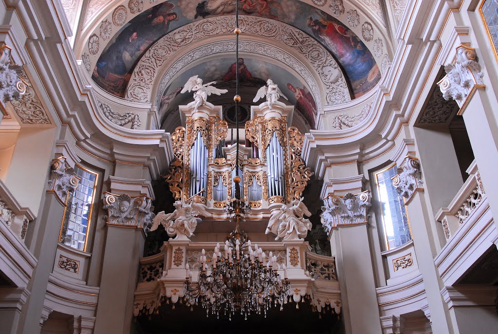 Kościół Nawrócenia św. Pawła w Krakowie.   Organ.
