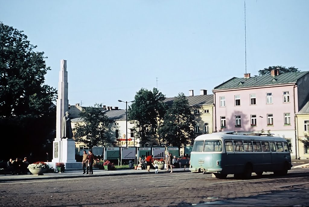 1968. Nowy Targ, Rynek (Fot. Witold).