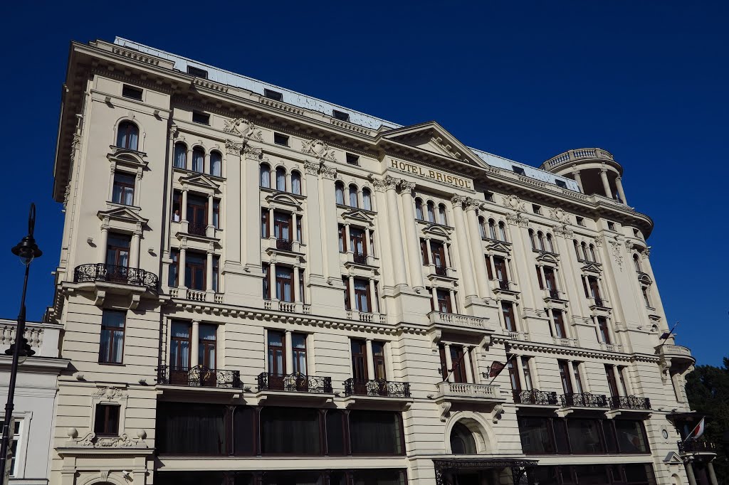 Hotel Bristol