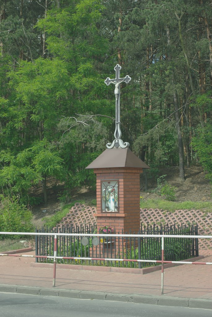 Wołomin. Radzymińska - nowa kapliczka.