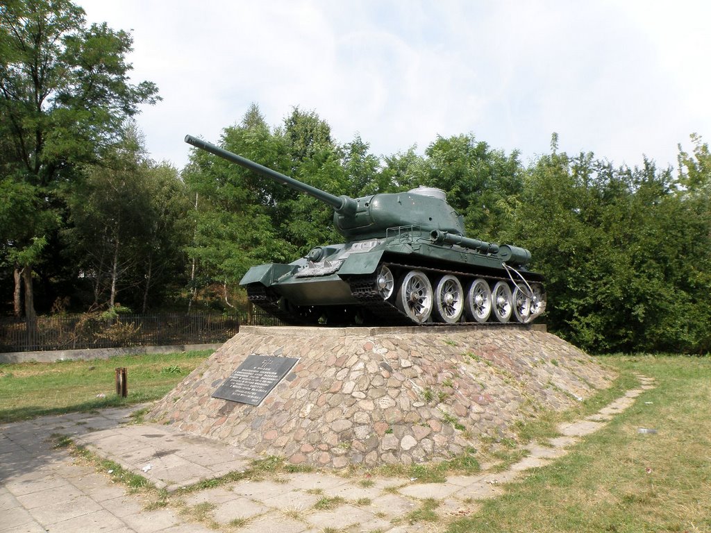 Tank T-34 in Wołomin