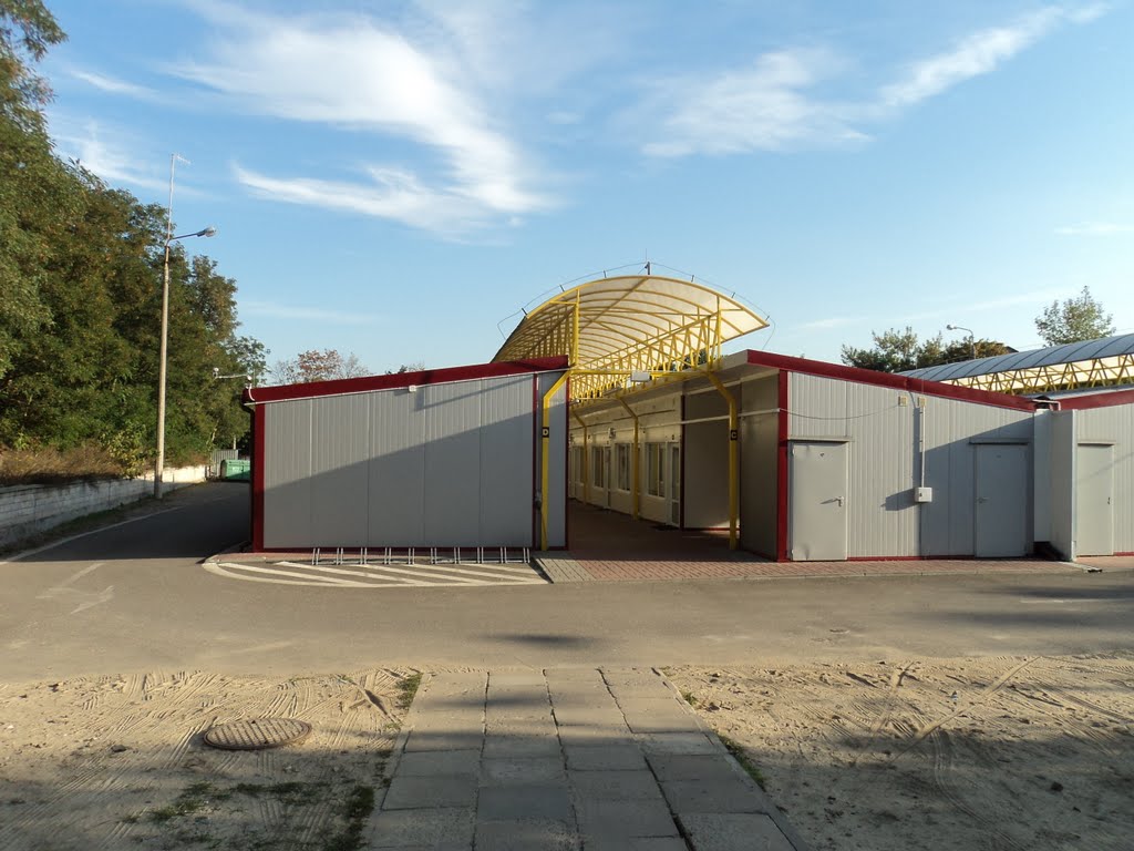 opustoszałe stragany