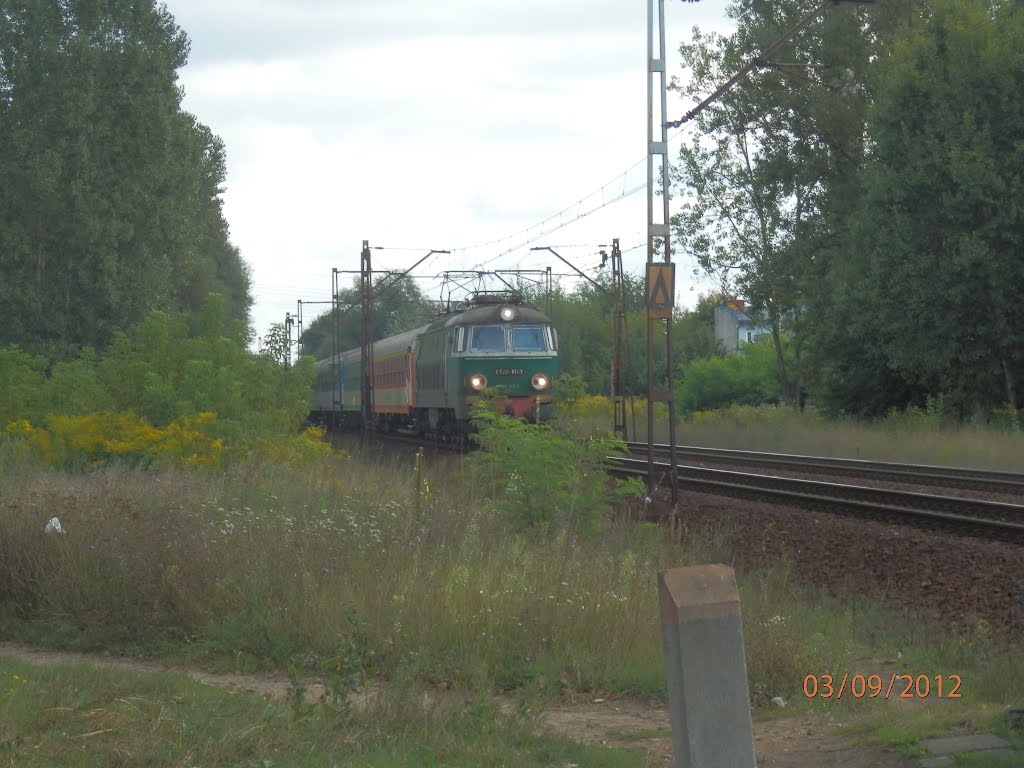 ET22 1043 PRZEWOZÓW REGIONALNYCH Z BIAŁEGOSTOKU DO WARSZAWY ZACHODNIEJ