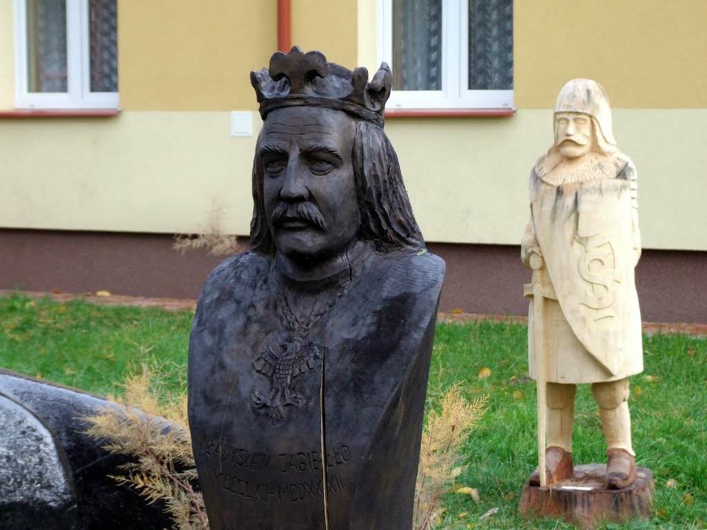 Efekty pleneru rzeźbiarskiego w 2010 roku w Kozienicach