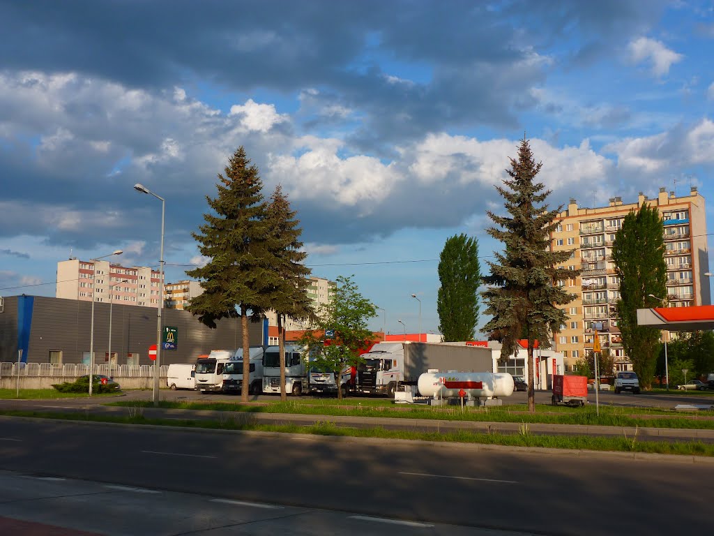miasto tuż po nocy...